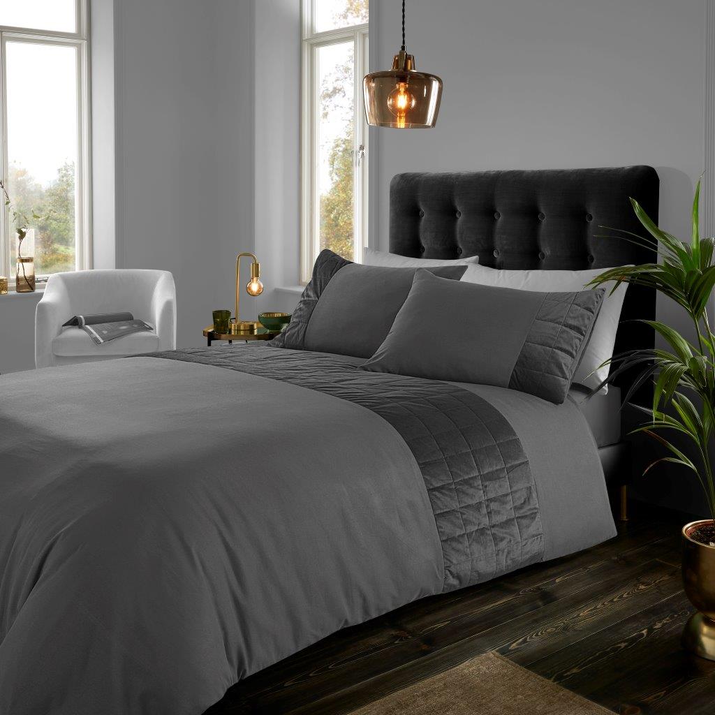 Fancy Duvet set - (Byrant )