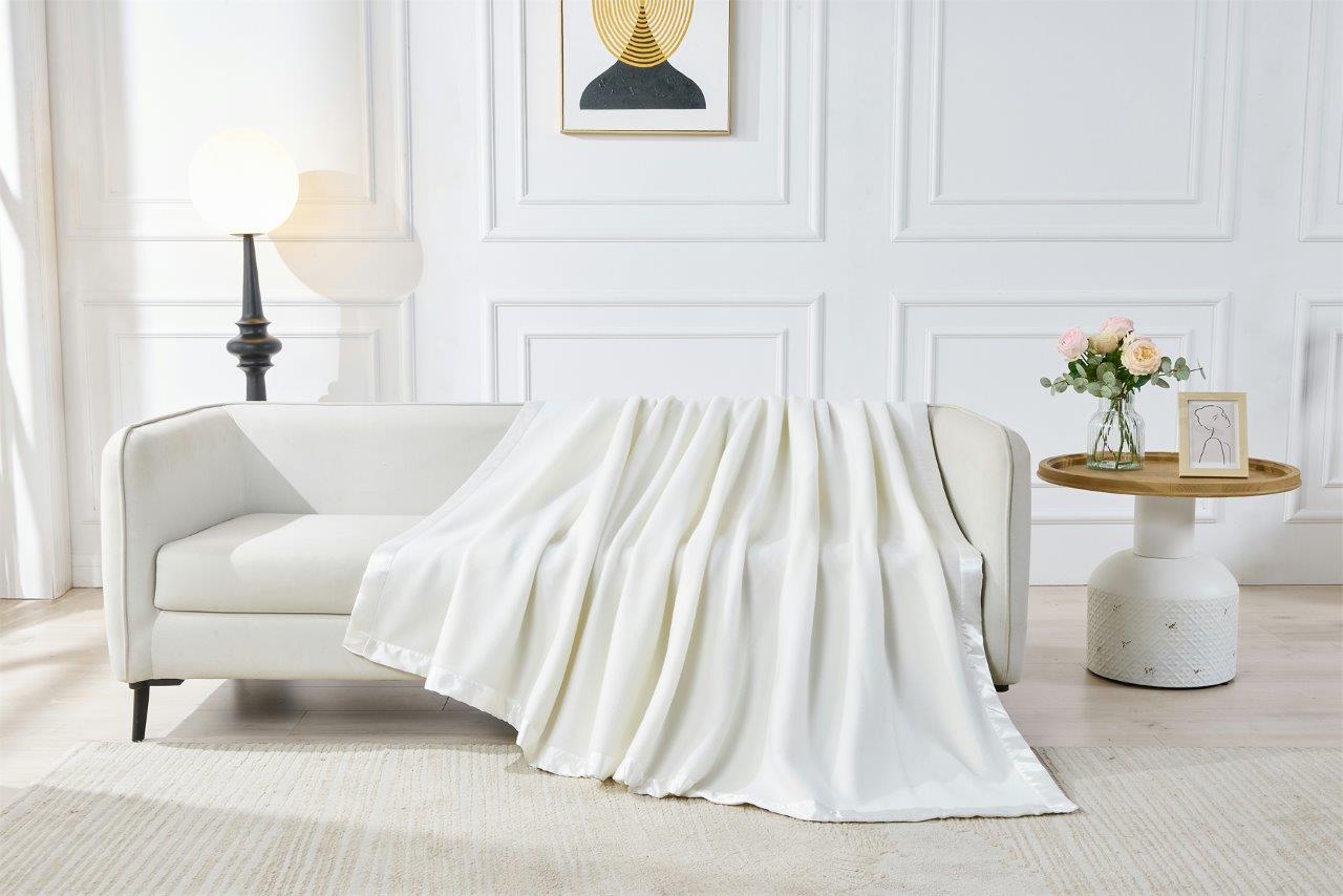 Robyn Fleece throw