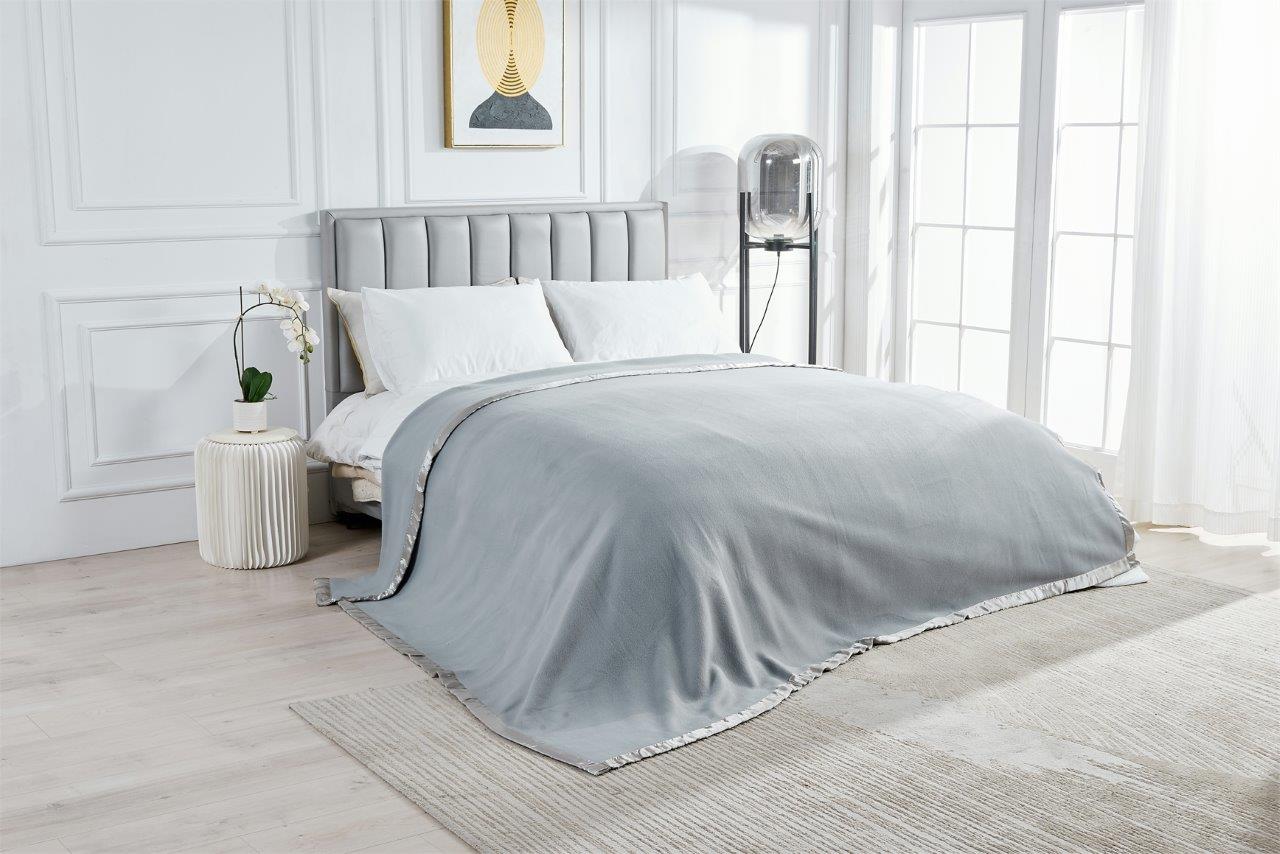 Robyn Fleece throw