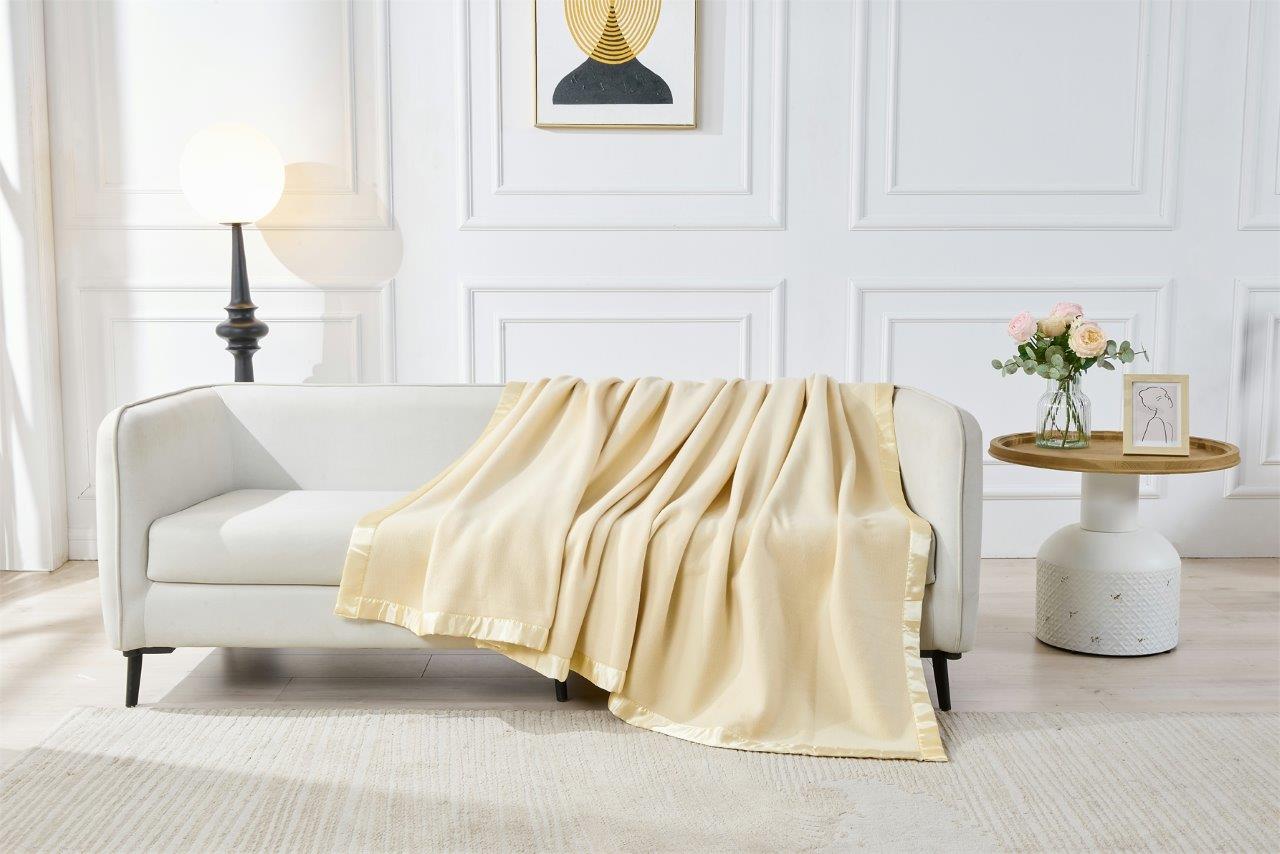 Robyn Fleece throw