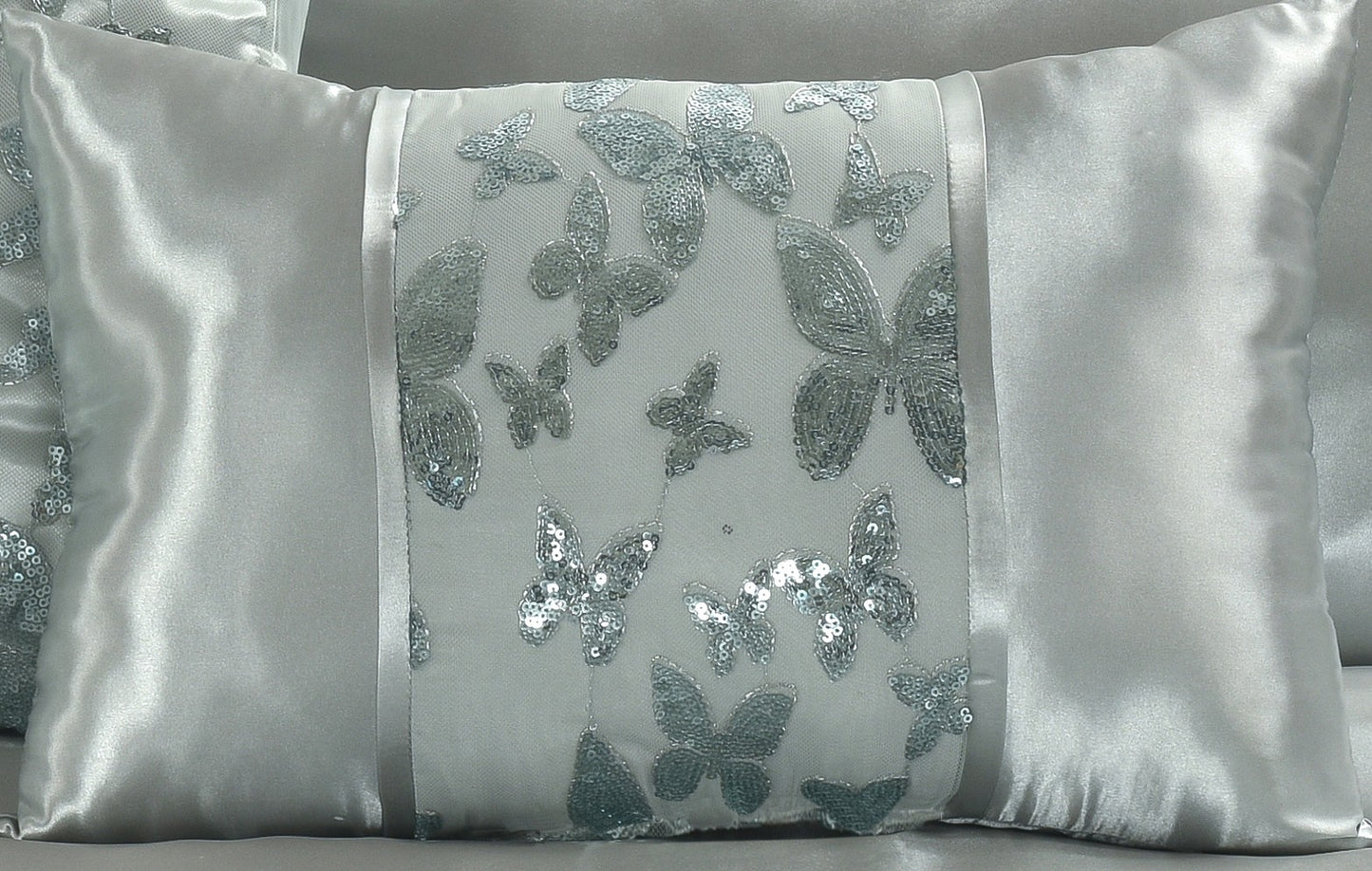 Aisha Embroidery Duvet sets