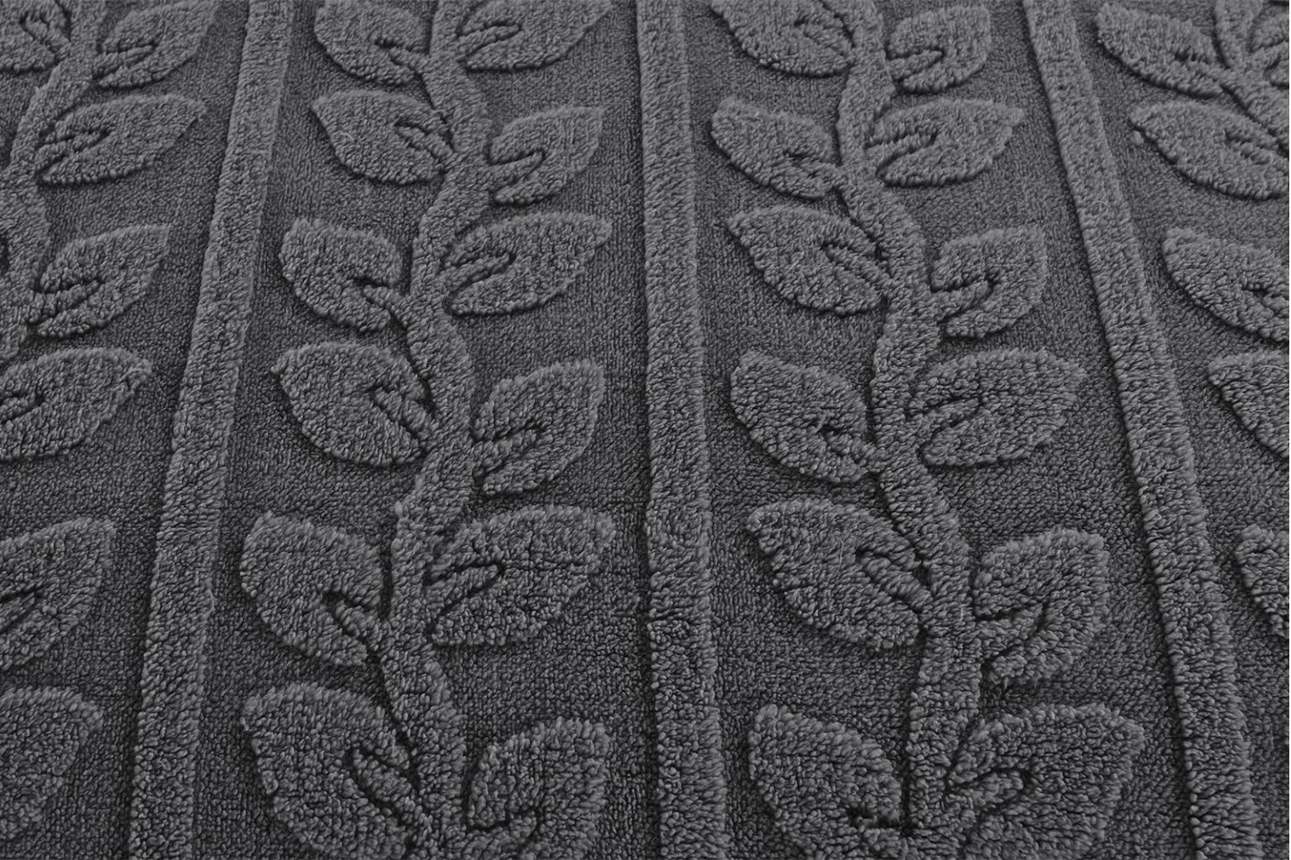 Leaves Teddy duvet sets.