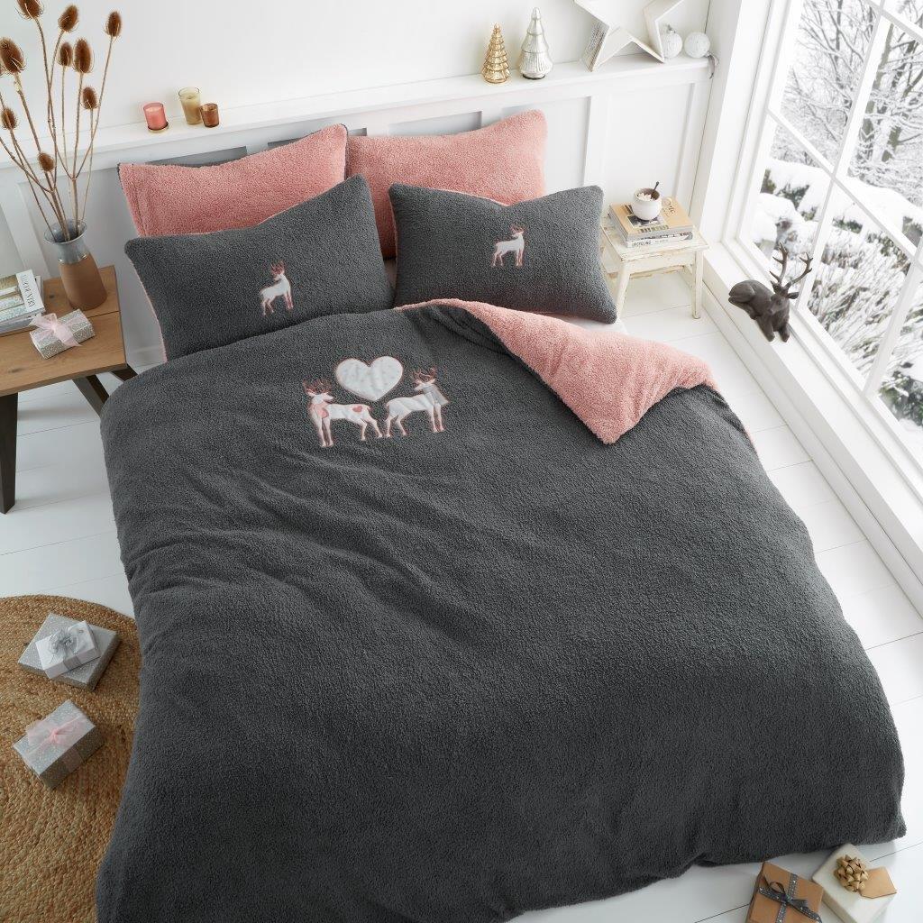 Teddy Emb Richmond Stad Duvet Set
