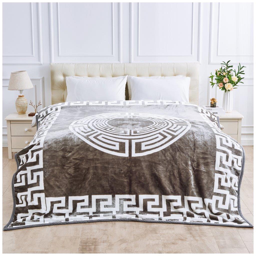 Rashel Reversible heavy Blanket