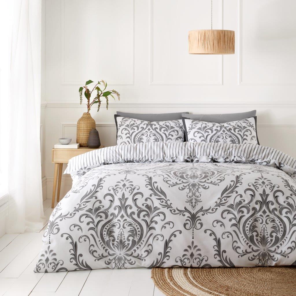Margaux Pattern Reversible Duvet  Set