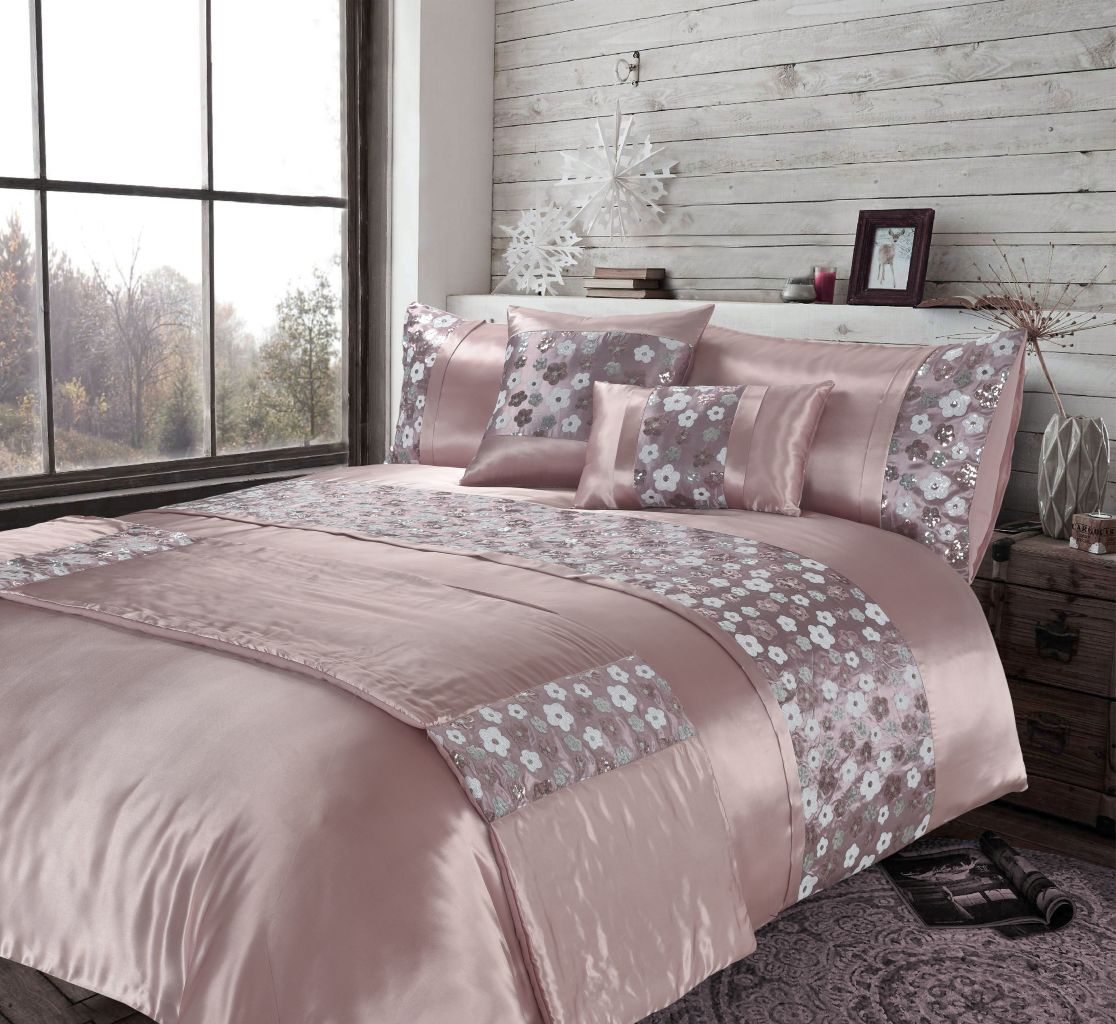 Romi Embroidery Duvet sets