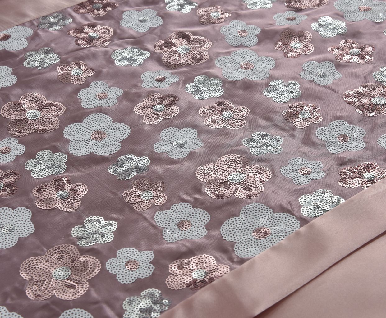 Romi Embroidery Duvet sets