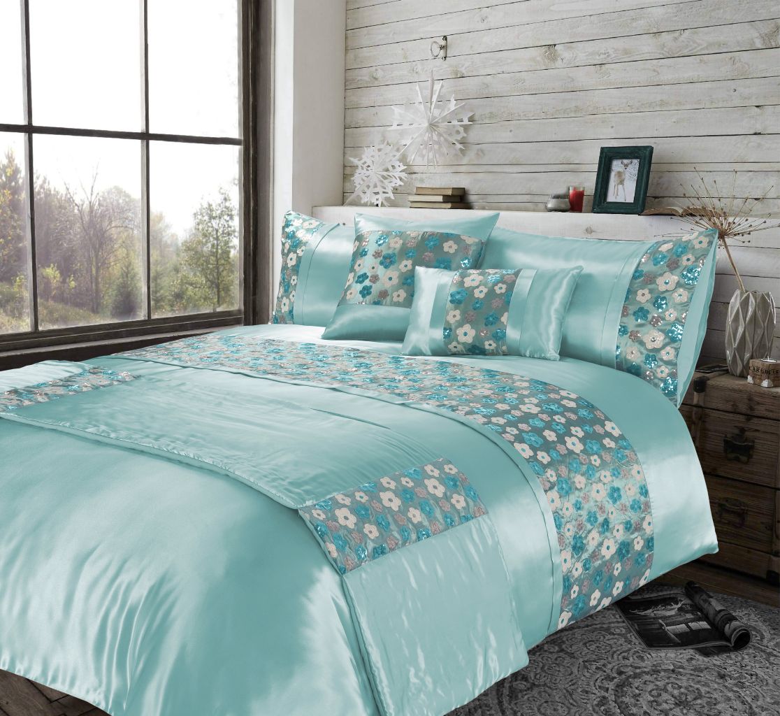 Romi Embroidery Duvet sets