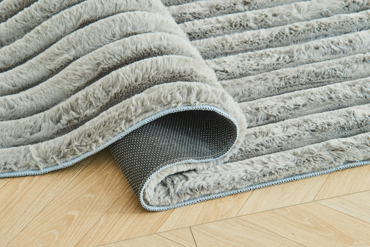 Faux Fur Shum Rug