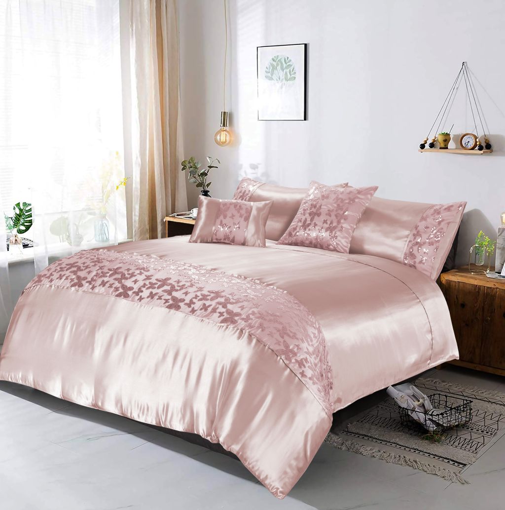 Aisha Embroidery Duvet sets